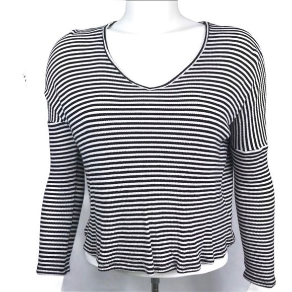 one clothing Tops - One Clothing black & white striped hi-low top S